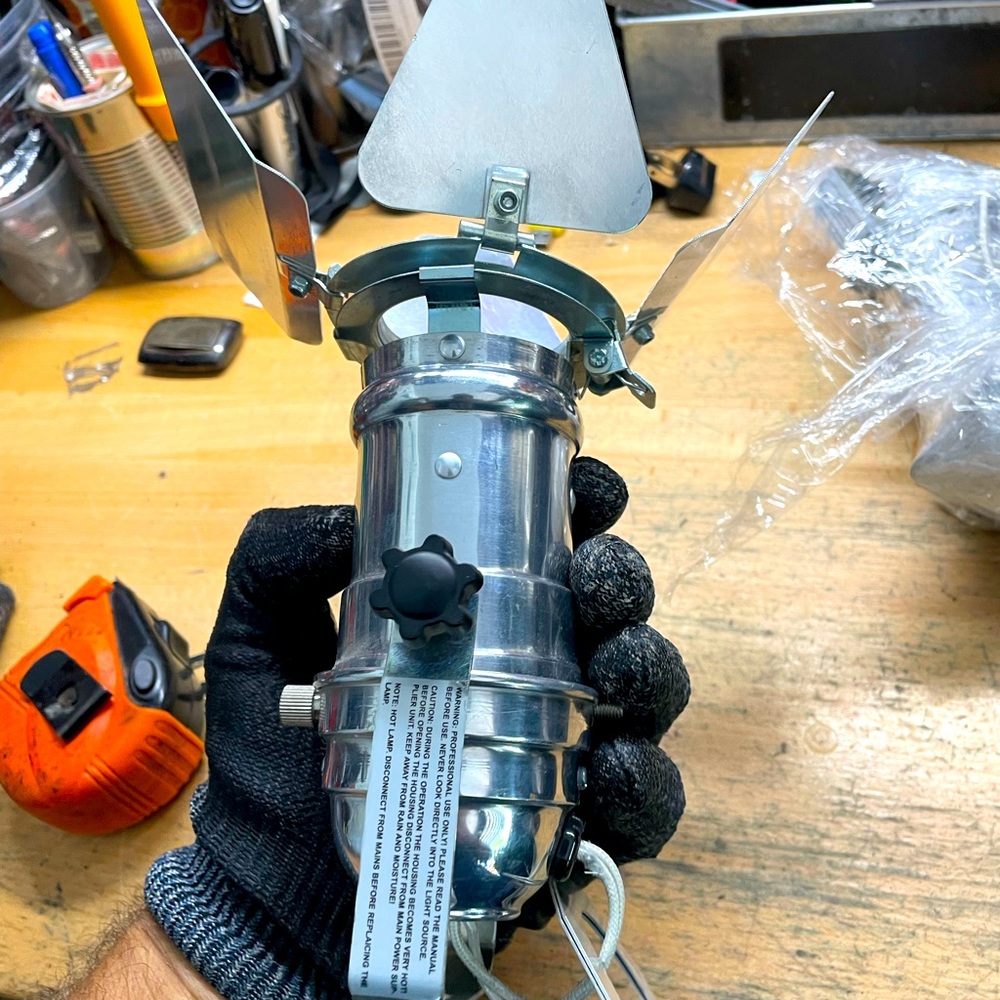 Par 16 studio light new 
With accessories